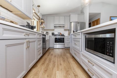 2408 34th Avenue S Fargo ND 58104