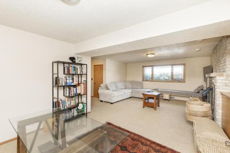 2408 34th Avenue S Fargo ND 58104