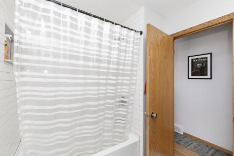 2408 34th Avenue S Fargo ND 58104