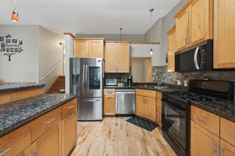 4302 Mccoll Drive Savage MN 55378