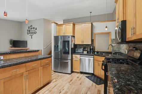 4302 Mccoll Drive Savage MN 55378