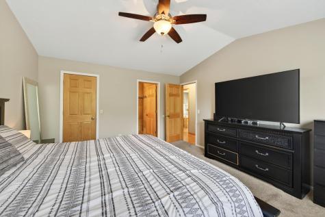 4302 Mccoll Drive Savage MN 55378