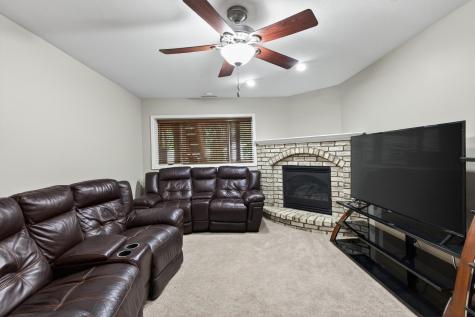 4302 Mccoll Drive Savage MN 55378