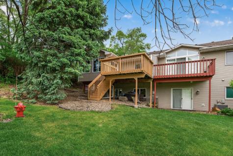 4302 Mccoll Drive Savage MN 55378