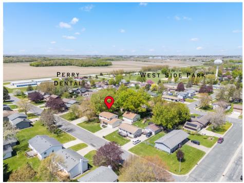 319 7TH Street SW Eyota MN 55934