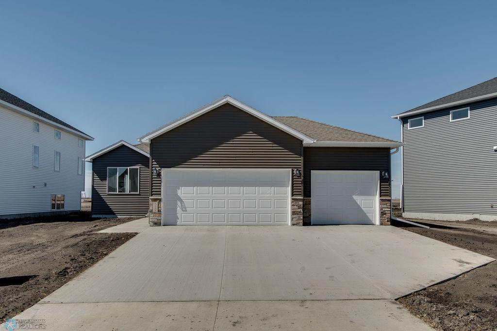 6669 Belding Drive S Fargo ND 58104