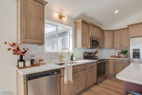 6669 Belding Drive S Fargo ND 58104