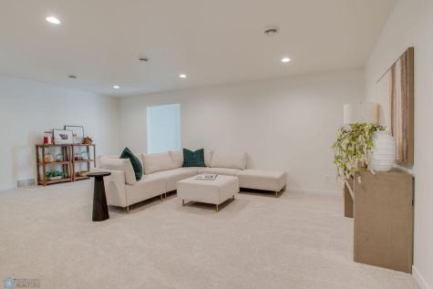 6669 Belding Drive S Fargo ND 58104