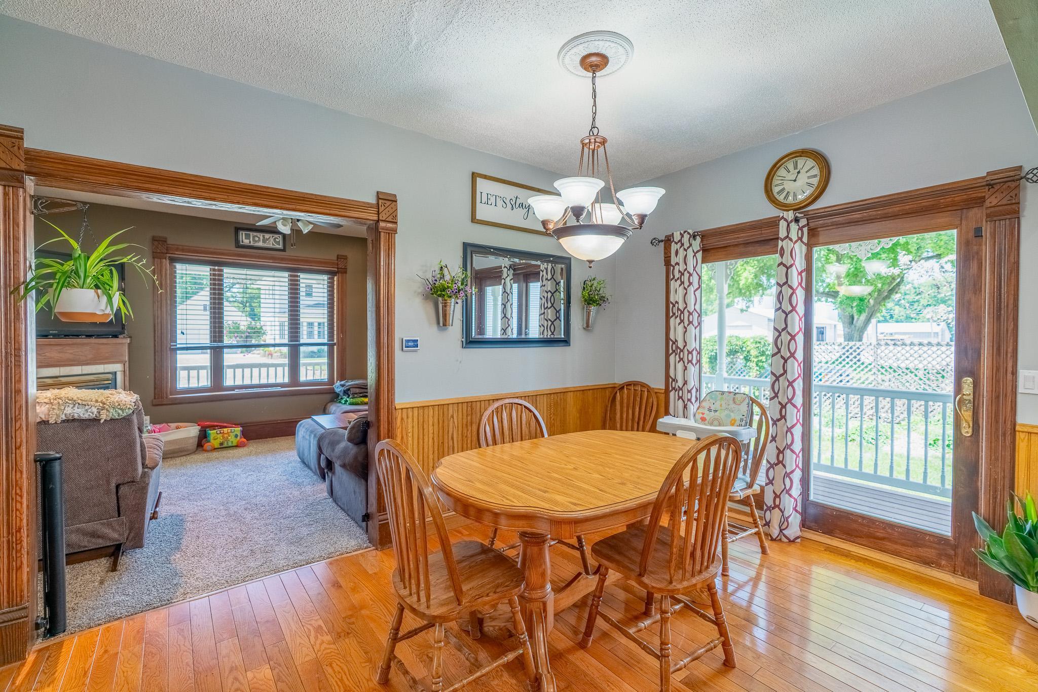 136 1st Avenue Alden MN 56009