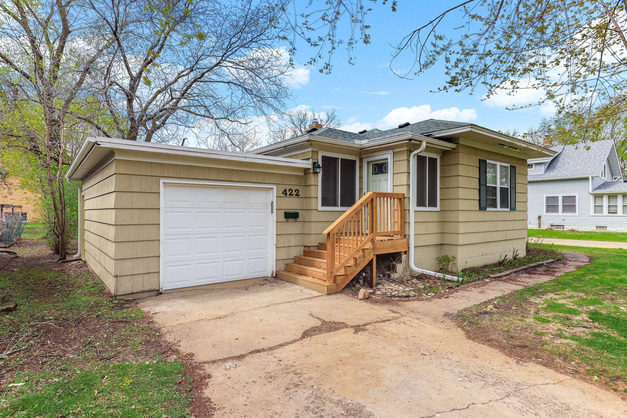 422 2nd Street N Bayport MN 55003