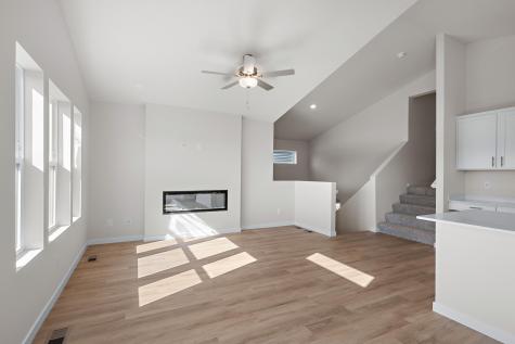 606 Redwood Loop N Cambridge MN 55008