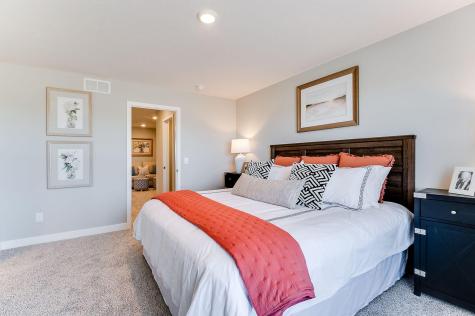 2065 Highview Terrace Shakopee MN 55379