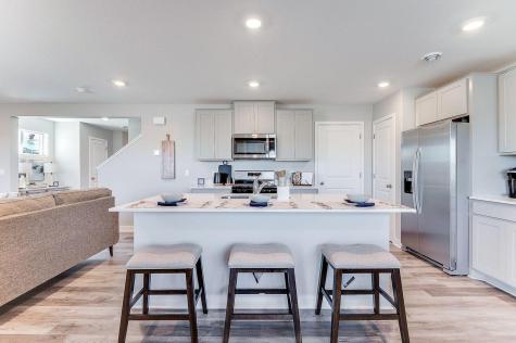 2065 Highview Terrace Shakopee MN 55379