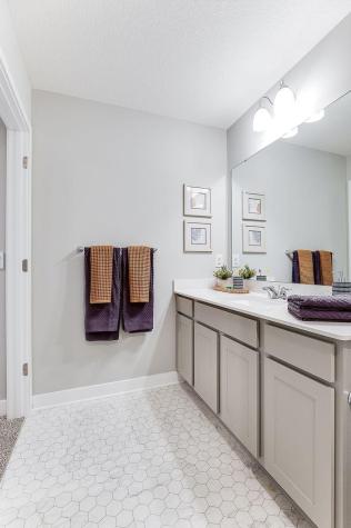 2065 Highview Terrace Shakopee MN 55379