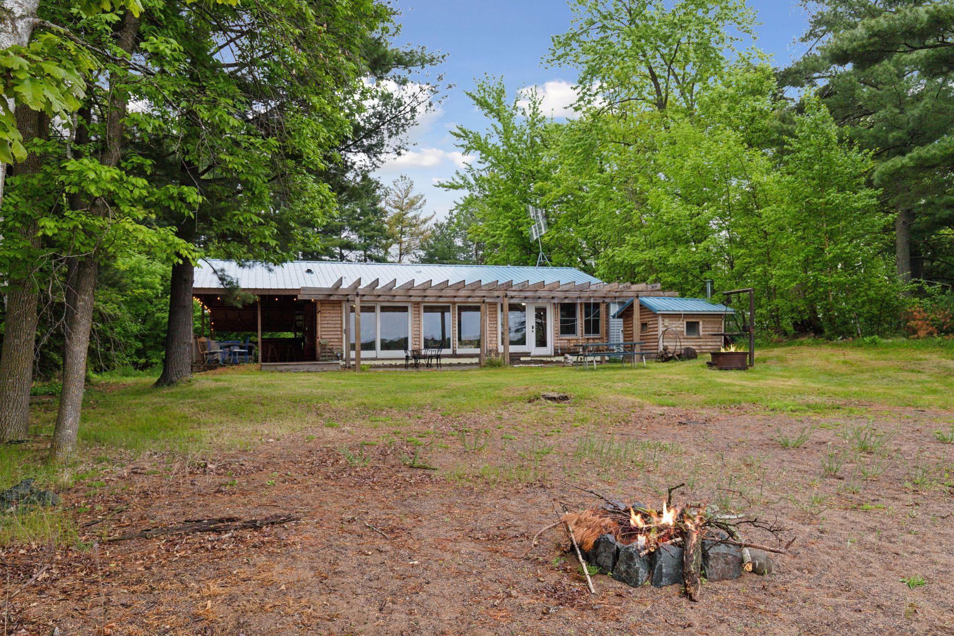 218 9 1/4 Avenue Clayton WI 54004
