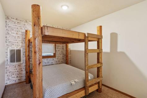 218 9 1/4 Avenue Clayton WI 54004