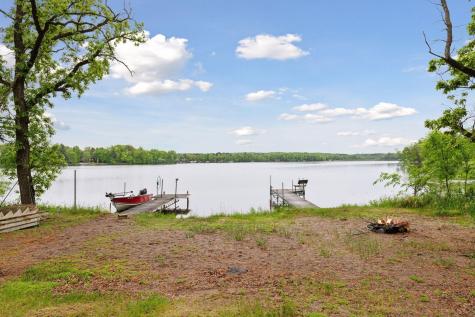 218 9 1/4 Avenue Clayton WI 54004