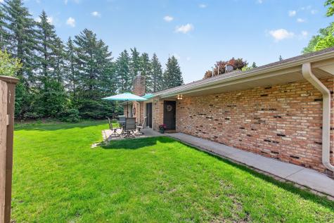 9601 Lonsdale Circle Hopkins MN 55305
