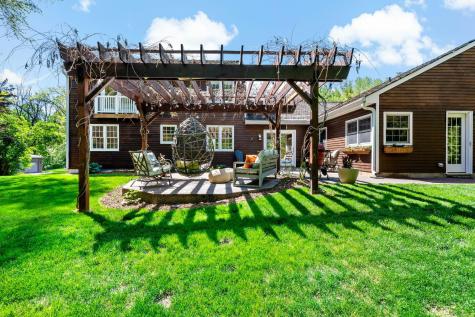 8660 Black Maple Drive Eden Prairie MN 55344