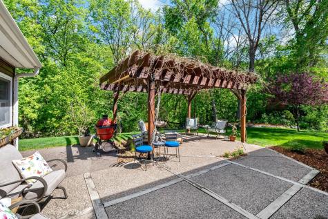 8660 Black Maple Drive Eden Prairie MN 55344