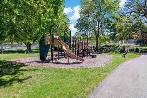 8660 Black Maple Drive Eden Prairie MN 55344