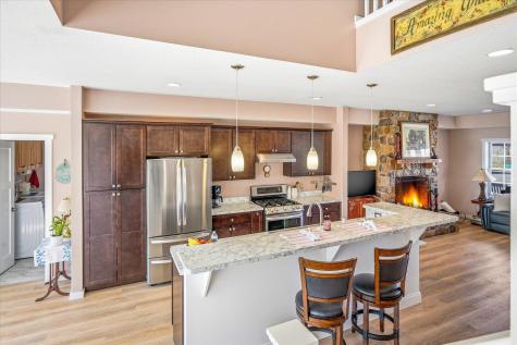 46461 Tucker Street NE Cambridge MN 55008