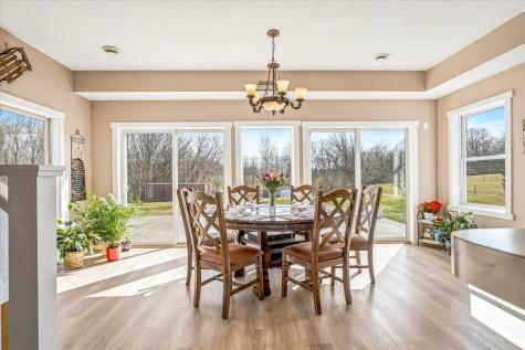 46461 Tucker Street NE Cambridge MN 55008
