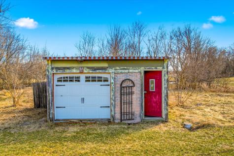46461 Tucker Street NE Cambridge MN 55008