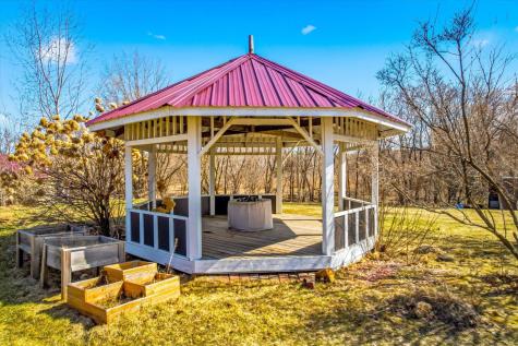 46461 Tucker Street NE Cambridge MN 55008