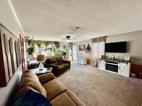 121 5th Avenue NW Baudette MN 56623