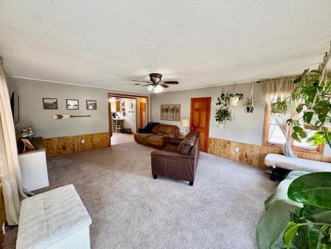 121 5th Avenue NW Baudette MN 56623
