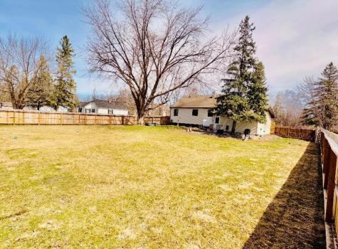 121 5th Avenue NW Baudette MN 56623