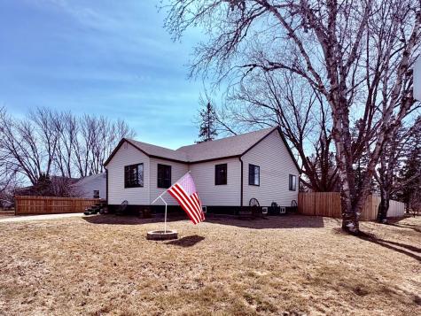 121 5th Avenue NW Baudette MN 56623