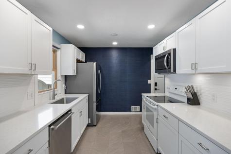 2619 Herschel Street Roseville MN 55113