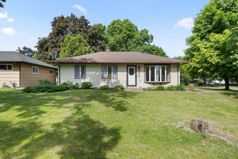 2619 Herschel Street Roseville MN 55113