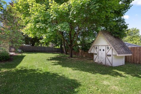2619 Herschel Street Roseville MN 55113