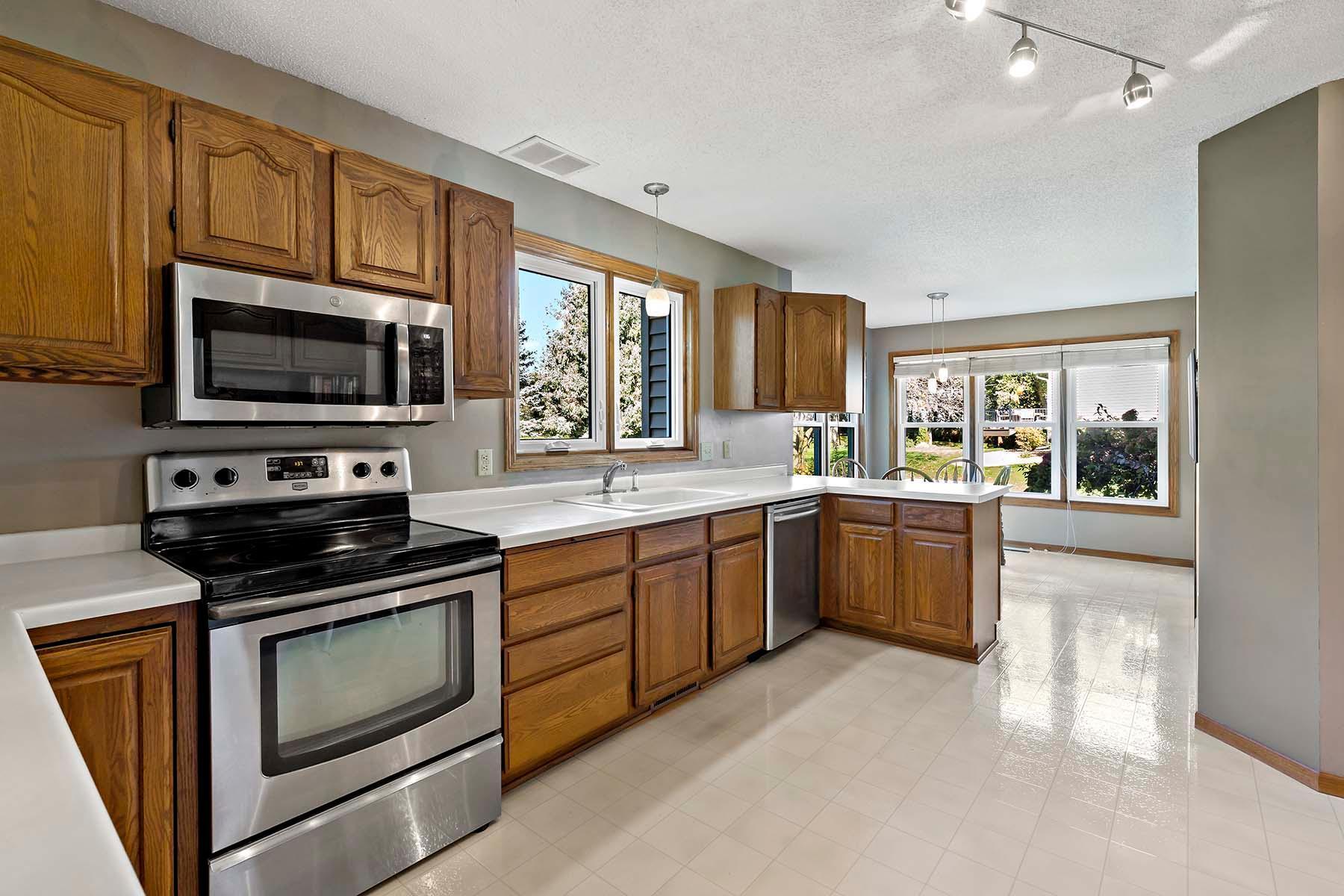 12785 Edinbrook Path Apple Valley MN 55124