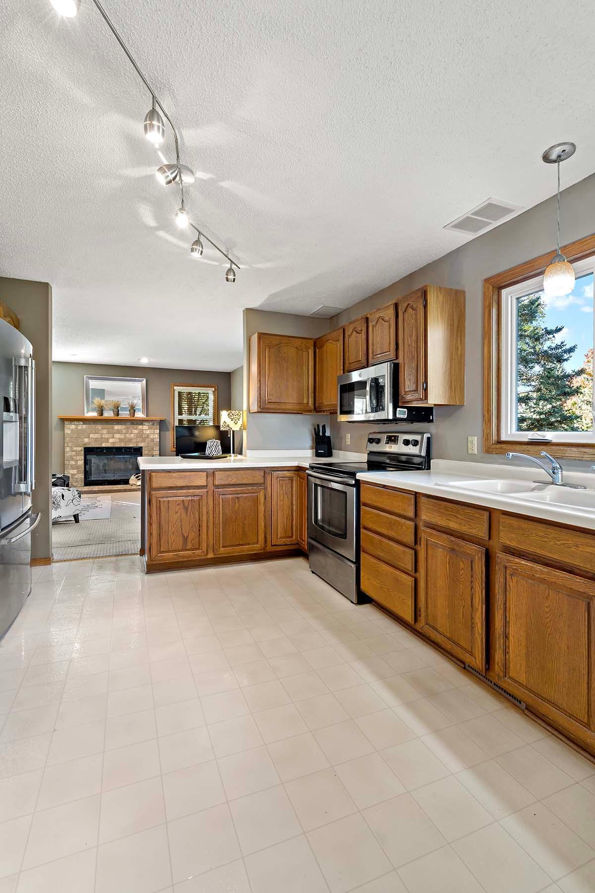 12785 Edinbrook Path Apple Valley MN 55124