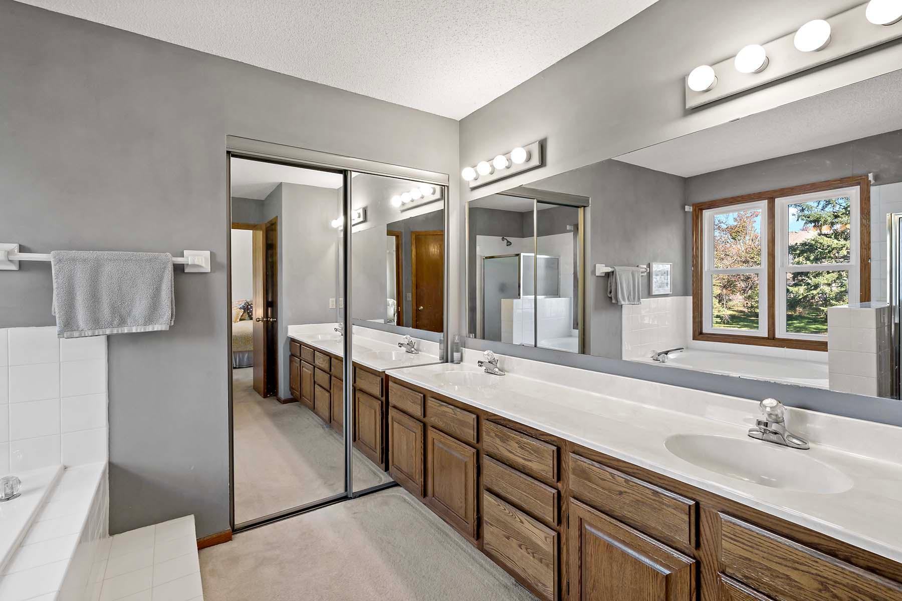 12785 Edinbrook Path Apple Valley MN 55124