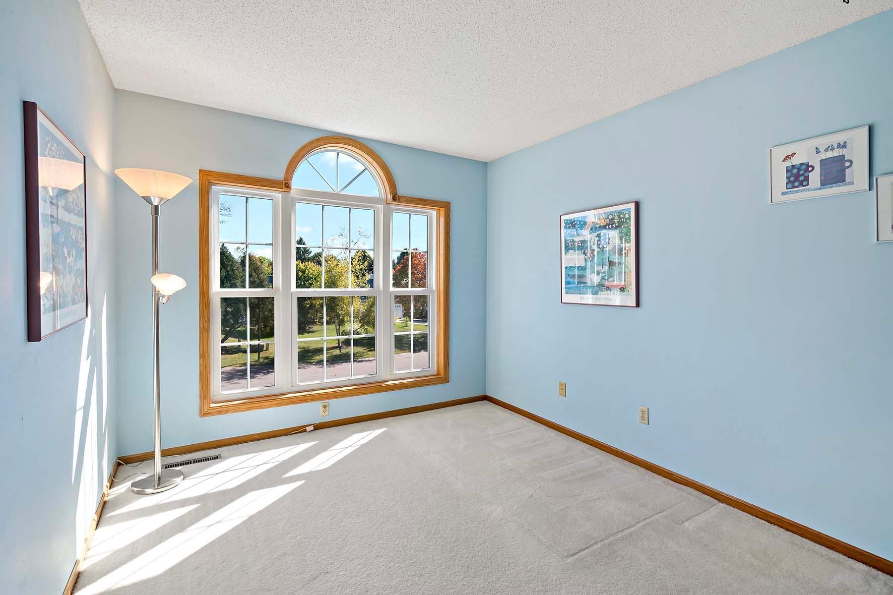 12785 Edinbrook Path Apple Valley MN 55124