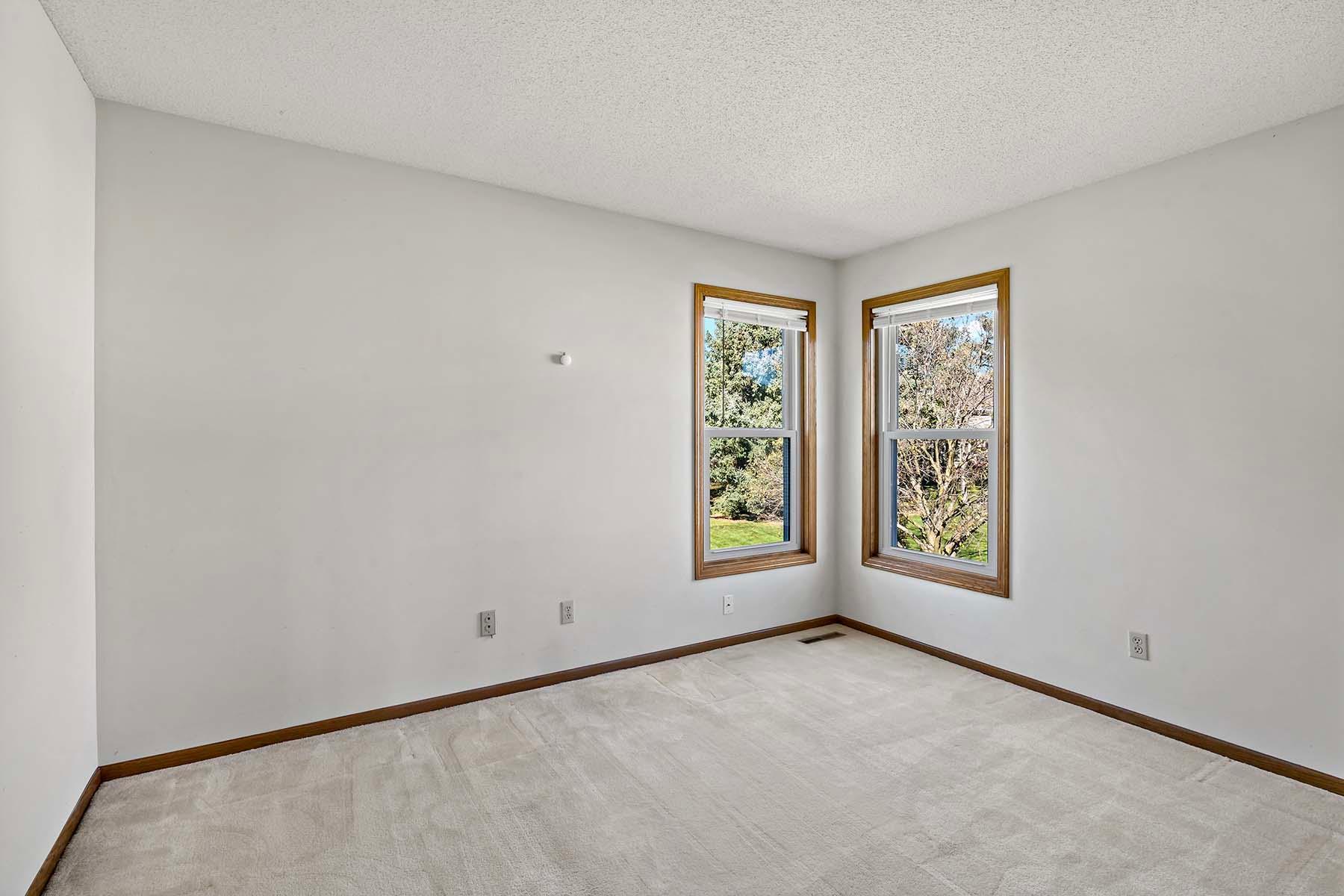 12785 Edinbrook Path Apple Valley MN 55124