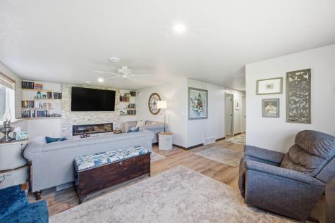 4537 Newport Lane West Fargo ND 58078