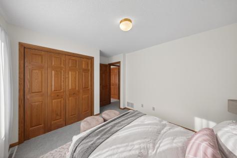 1477 Laurel Court SE Rochester MN 55904