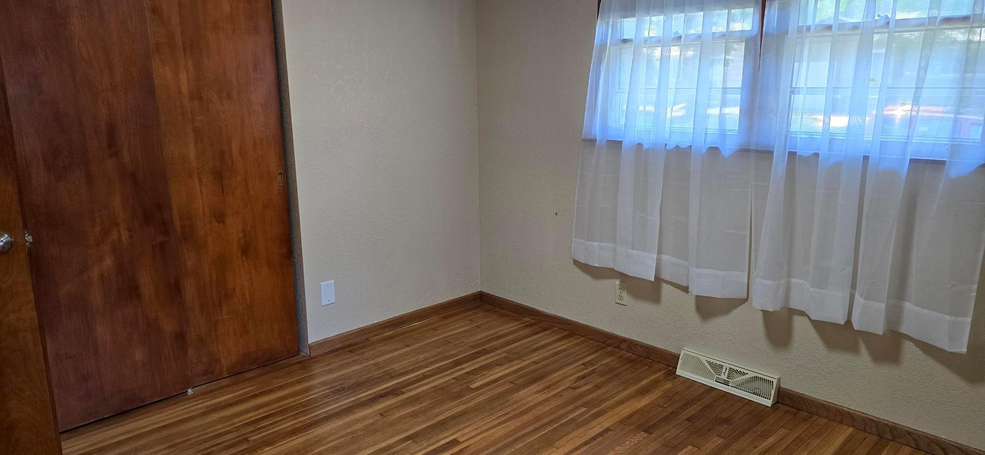 114 N 6th Avenue Albert Lea MN 56007