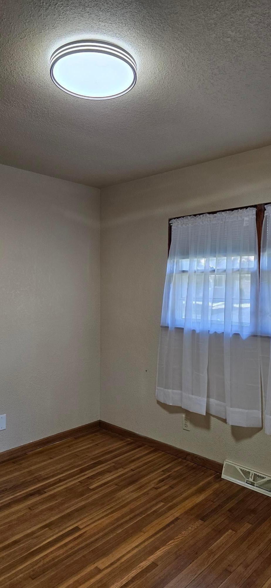 114 N 6th Avenue Albert Lea MN 56007