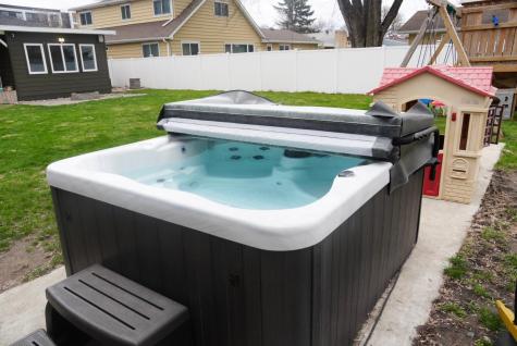 402 Morrison Street West Fargo ND 58078