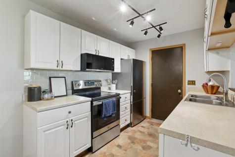 111 96th Lane NE Blaine MN 55434