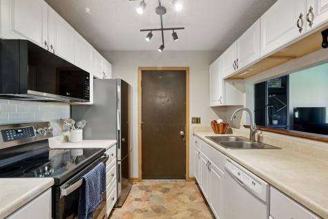 111 96th Lane NE Blaine MN 55434