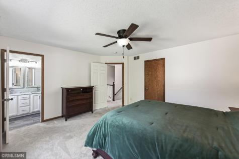 20374 Kensington Way Lakeville MN 55044