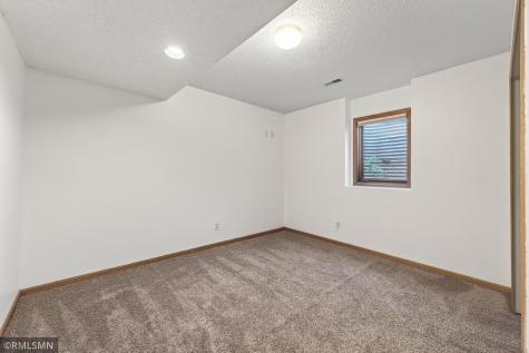 20374 Kensington Way Lakeville MN 55044